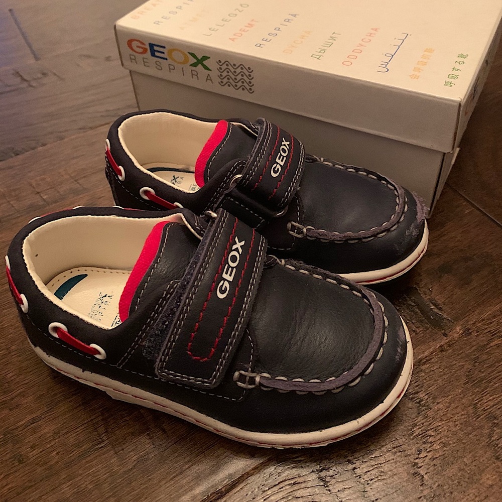 GEOX Toddler Shoes Size 25 EUR/ 8.5 US